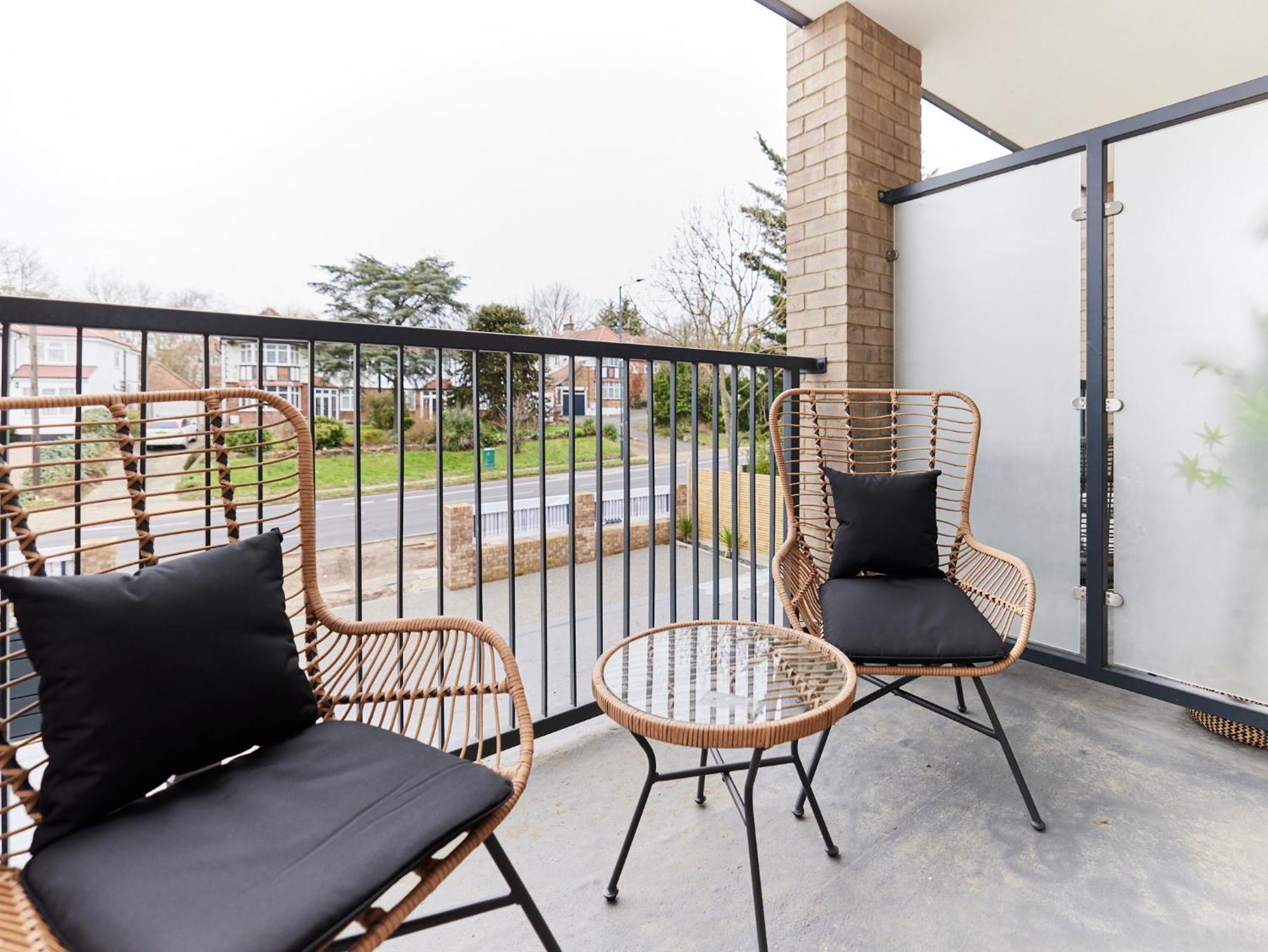 דירות לונדון The Wembley Park Wonder - Charming 2Bdr Flat With Balcony מראה חיצוני תמונה